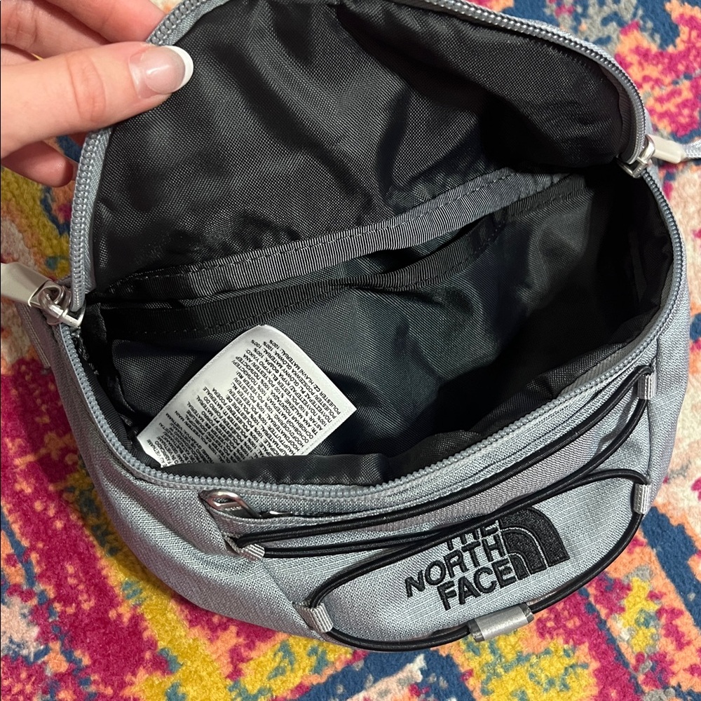 The North Face Light Gray Belt Bag Jester lumbar sling bag - Picture 5 of 7